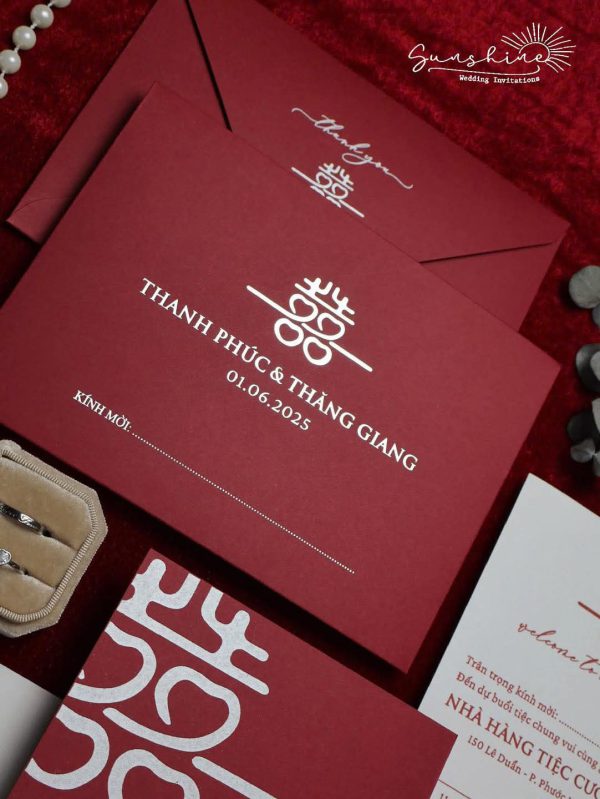 Thiệp đỏ truyền thống - Image 3
