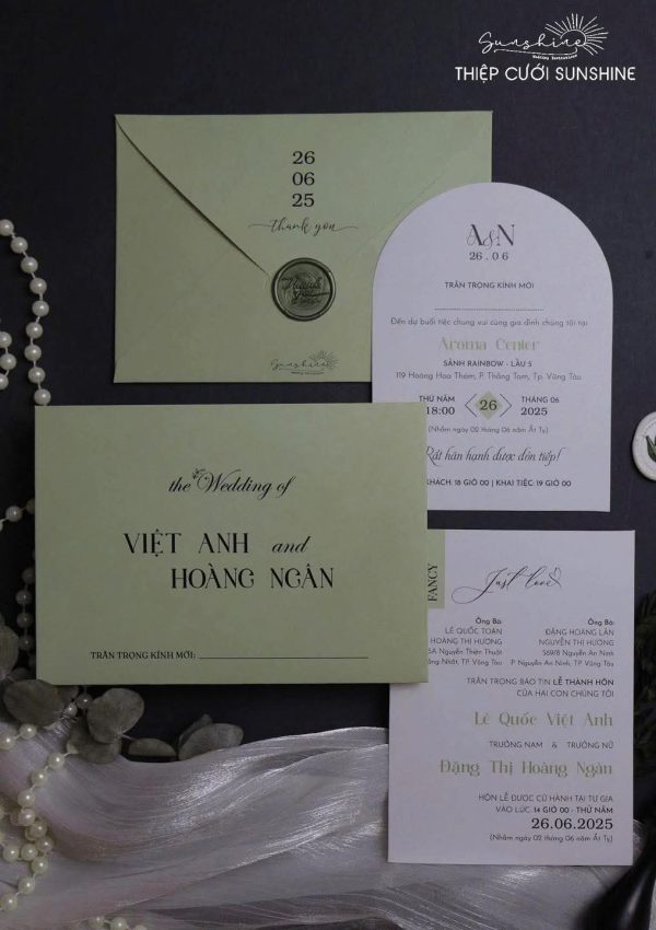 Thiệp cưới tone xanh lá