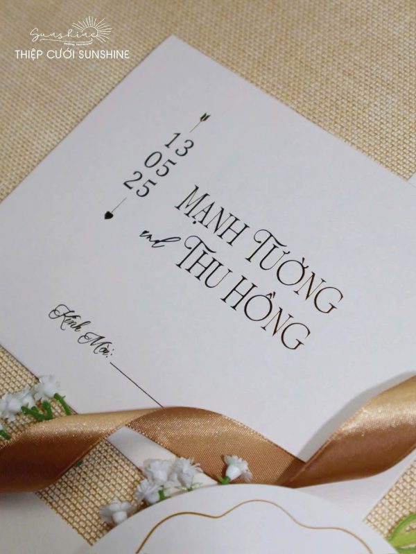 Thiệp cưới trắng sang trọng - Image 2