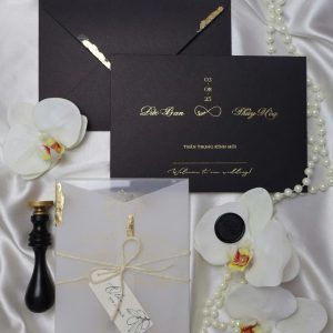 KÝ ỨC NGÀY CƯỚI BẮT ĐẦU TỪ MỘT TẤM THIỆP ĐƯỢC CHỌN LỰA KỸ CÀNG